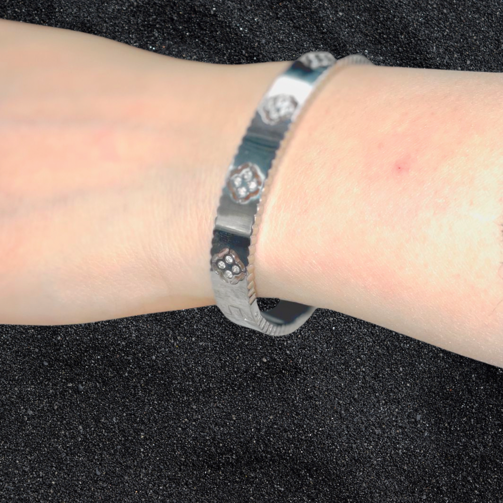 اساور اشكال مميزه وانيقة