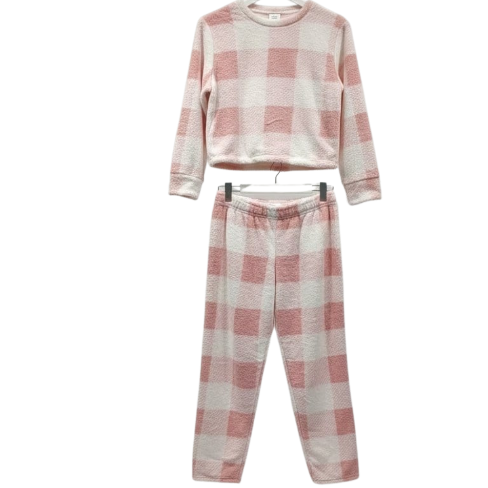 بجامة شتويه كاروهات مخمل