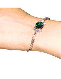 أسوارة يد فضية