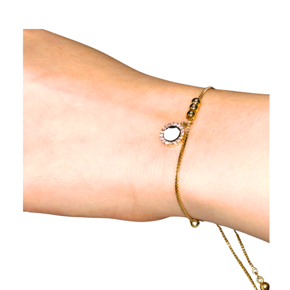 أسوارة يد ذهبية