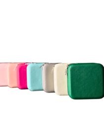 منظم اكسسوارات جلد